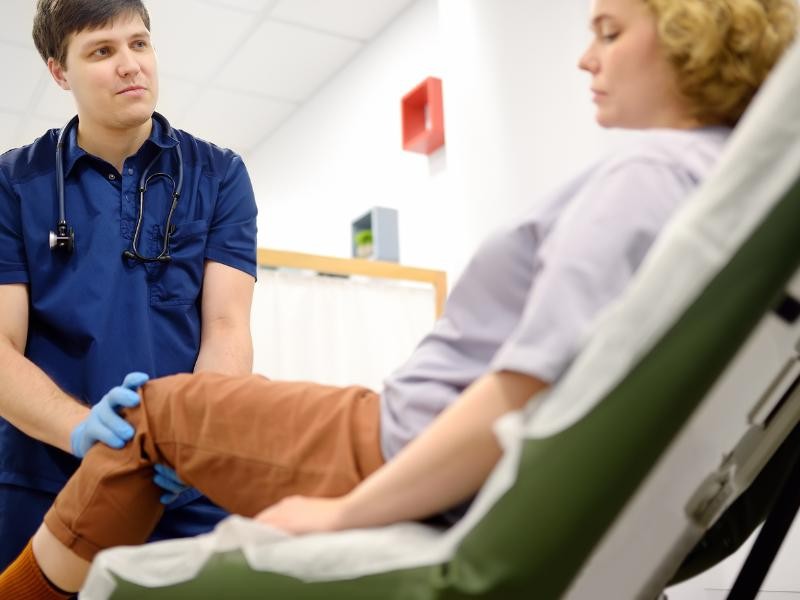 Quando Consultar um Reumatologista: Sintomas e Sinais de Doenças Reumáticas
