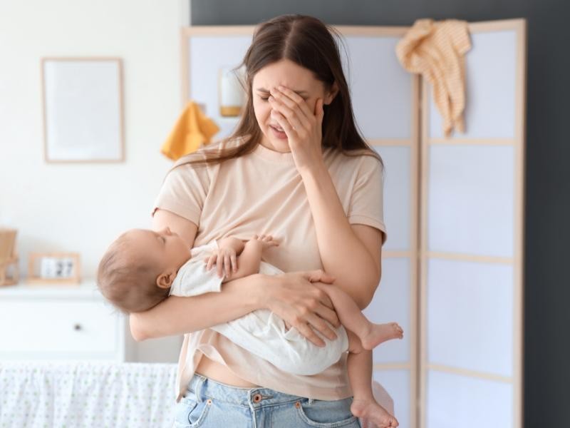 Depressão Pós-Parto: Sinais, Causas e Quando Buscar Ajuda
